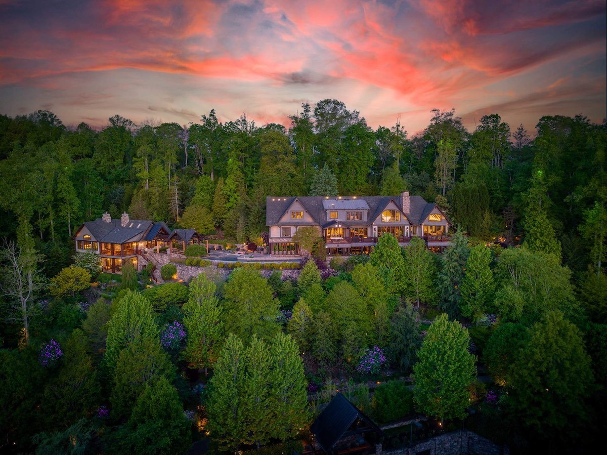 Deerhaven Gardens Luxury Estate Asheville