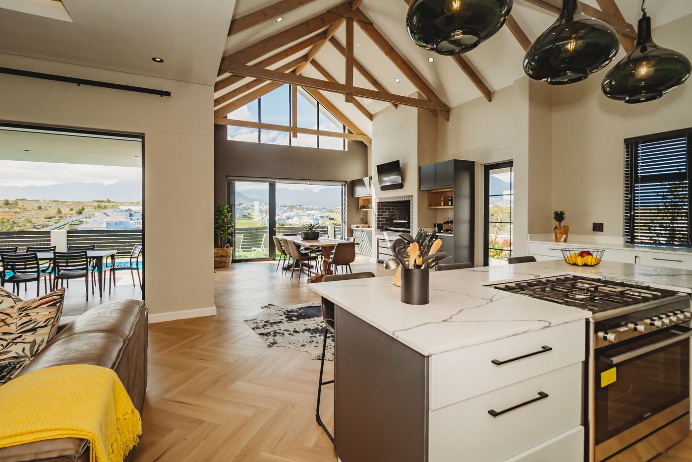 More photos of 40 Ridge Drive