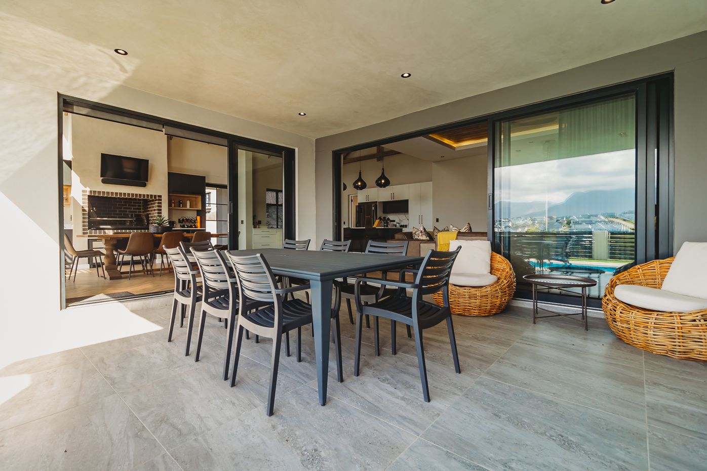 More photos of 40 Ridge Drive