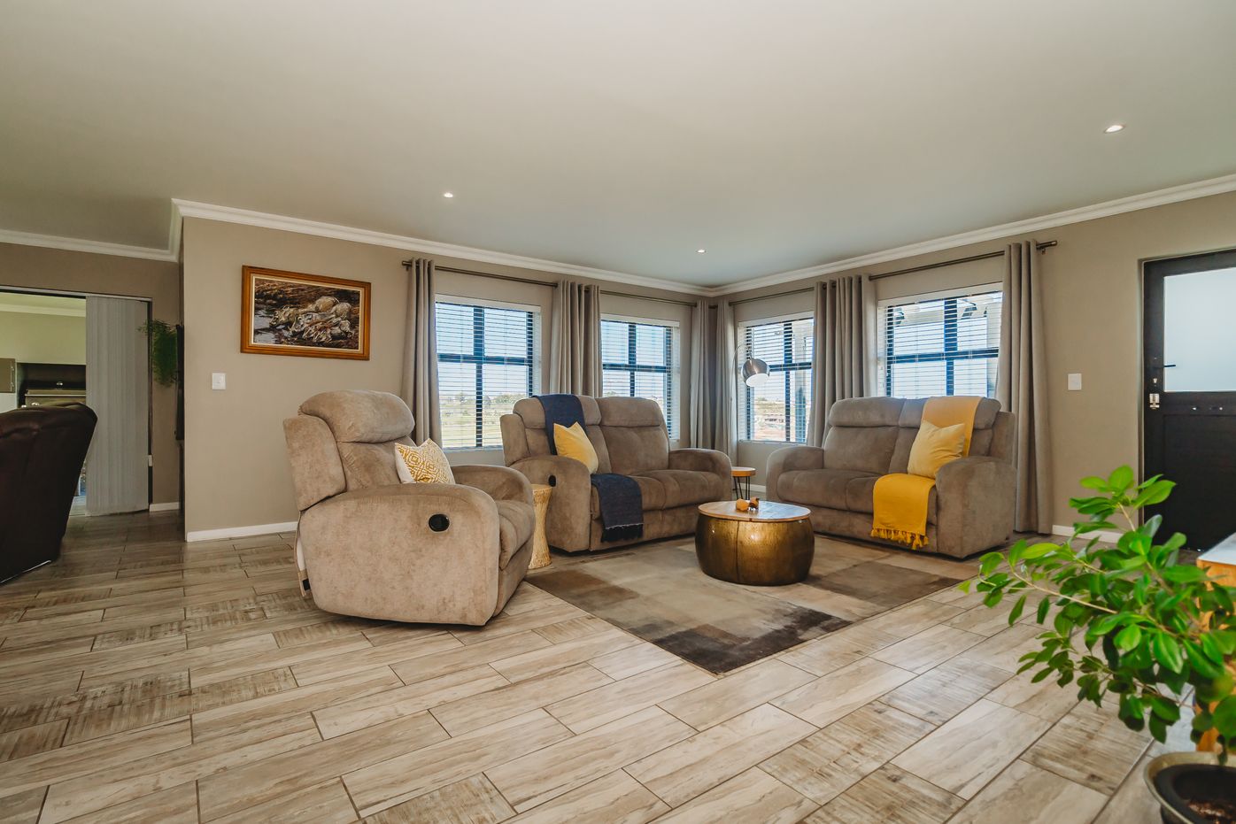 More photos of 35 Brookside