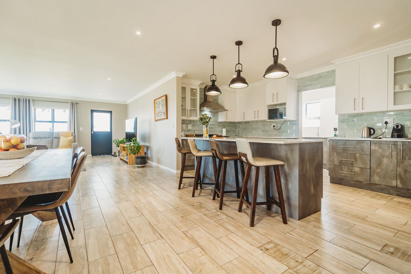 More photos of 35 Brookside