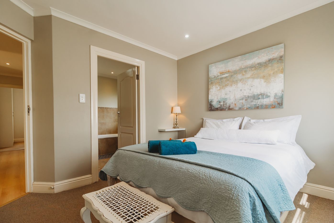 More photos of Vida Cottage Kingswood Golf Estate