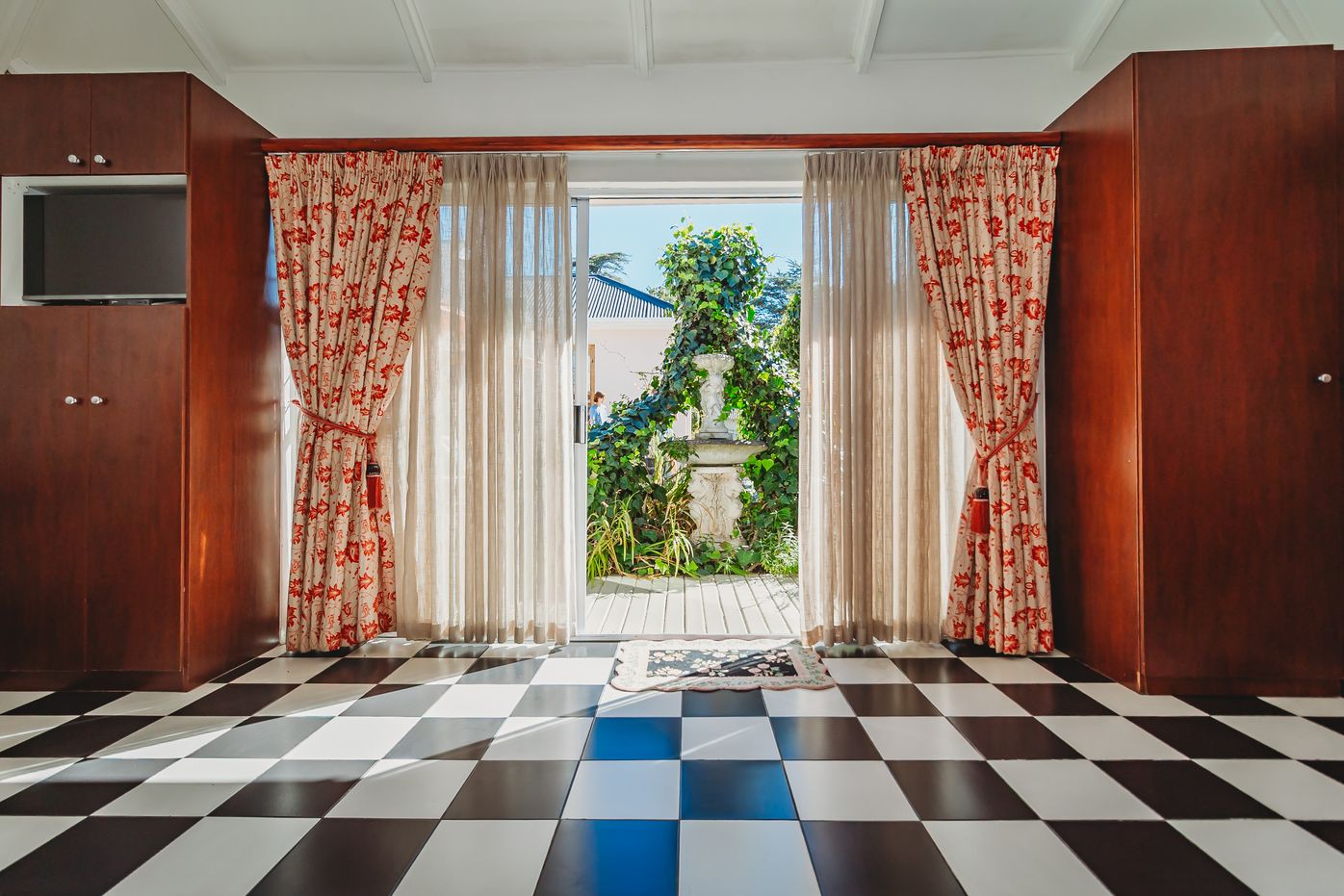 More photos of Acorn Guest House