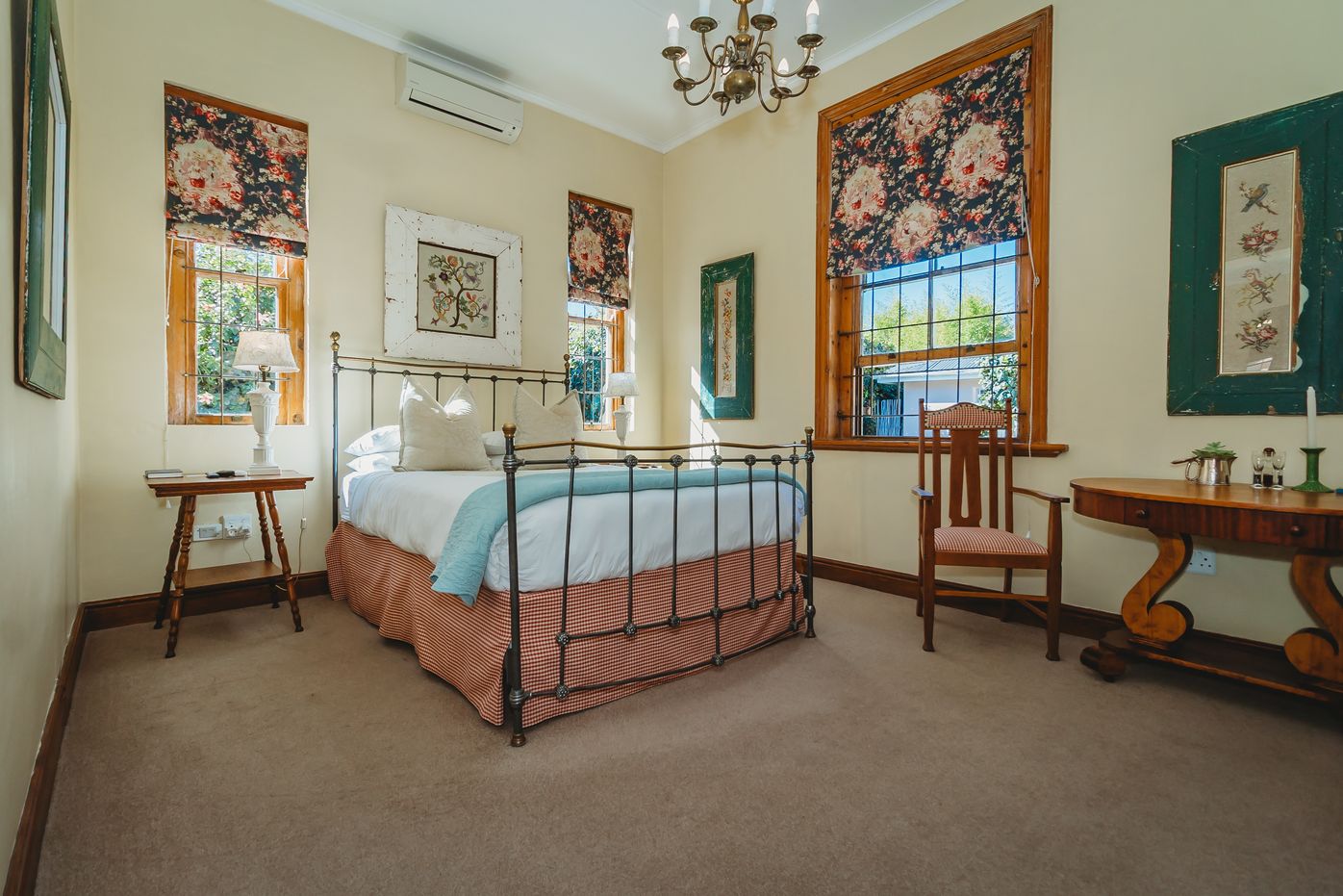 More photos of Acorn Guest House