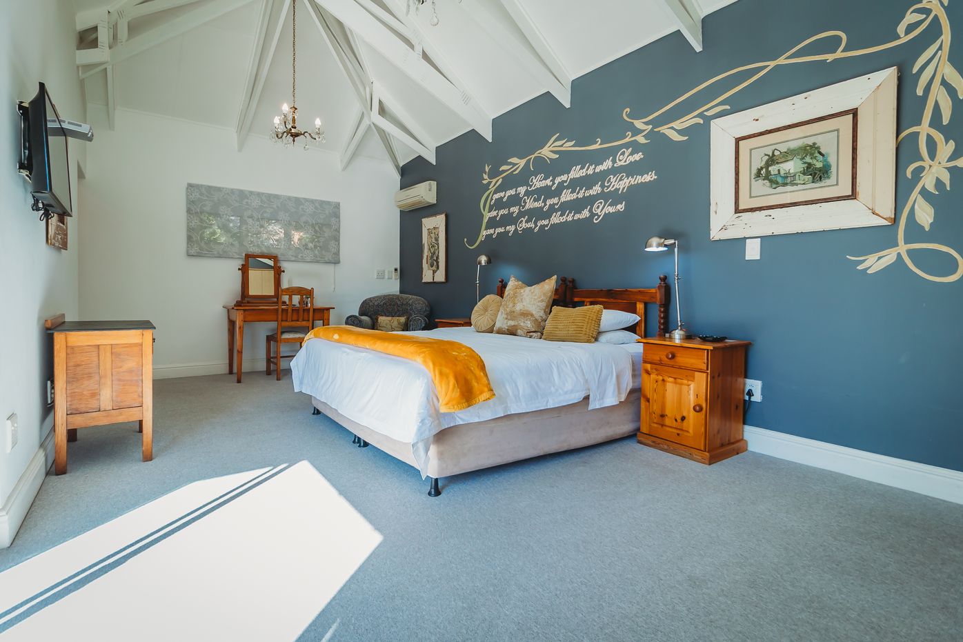 More photos of Acorn Guest House