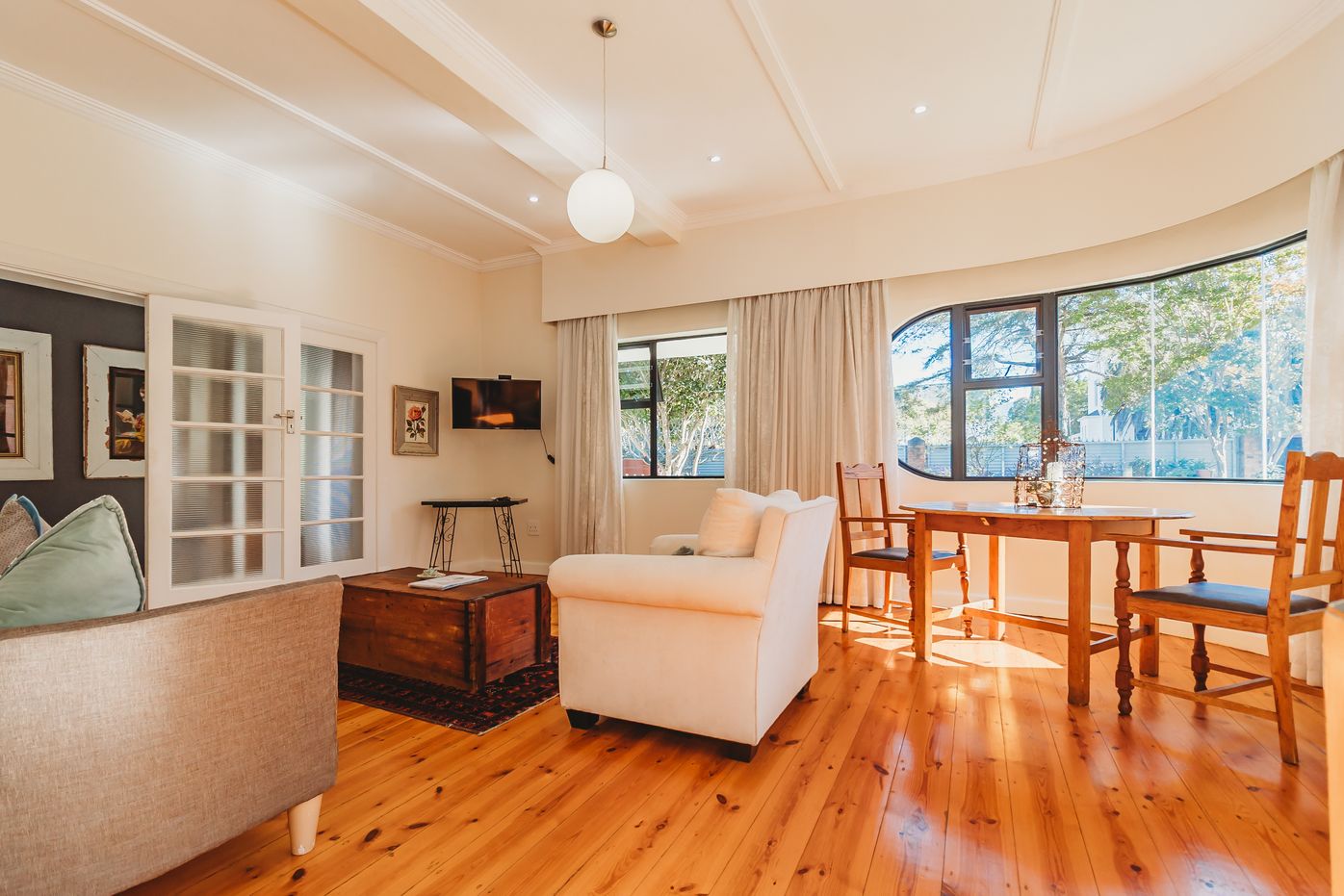 More photos of Acorn Guest House