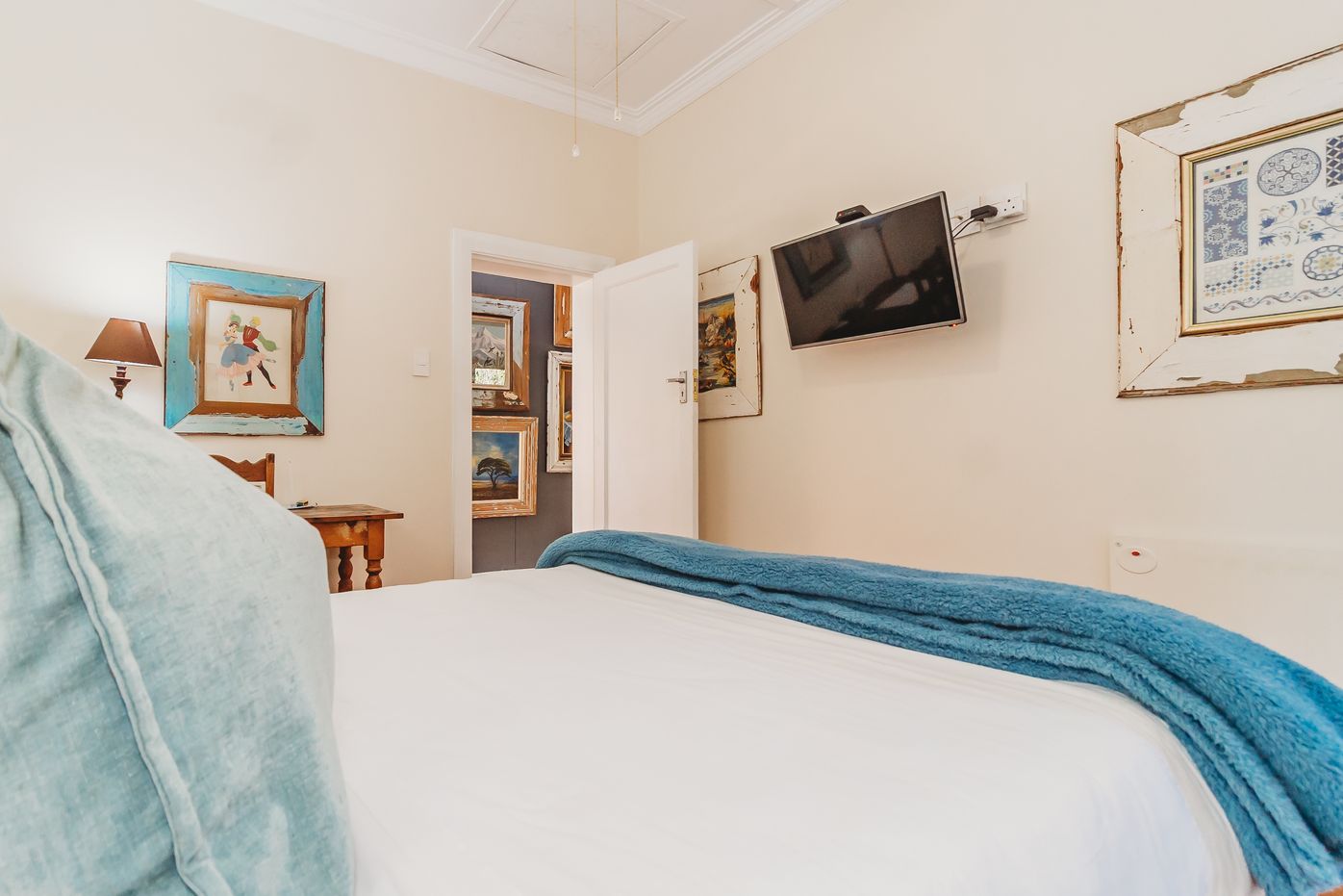 More photos of Acorn Guest House