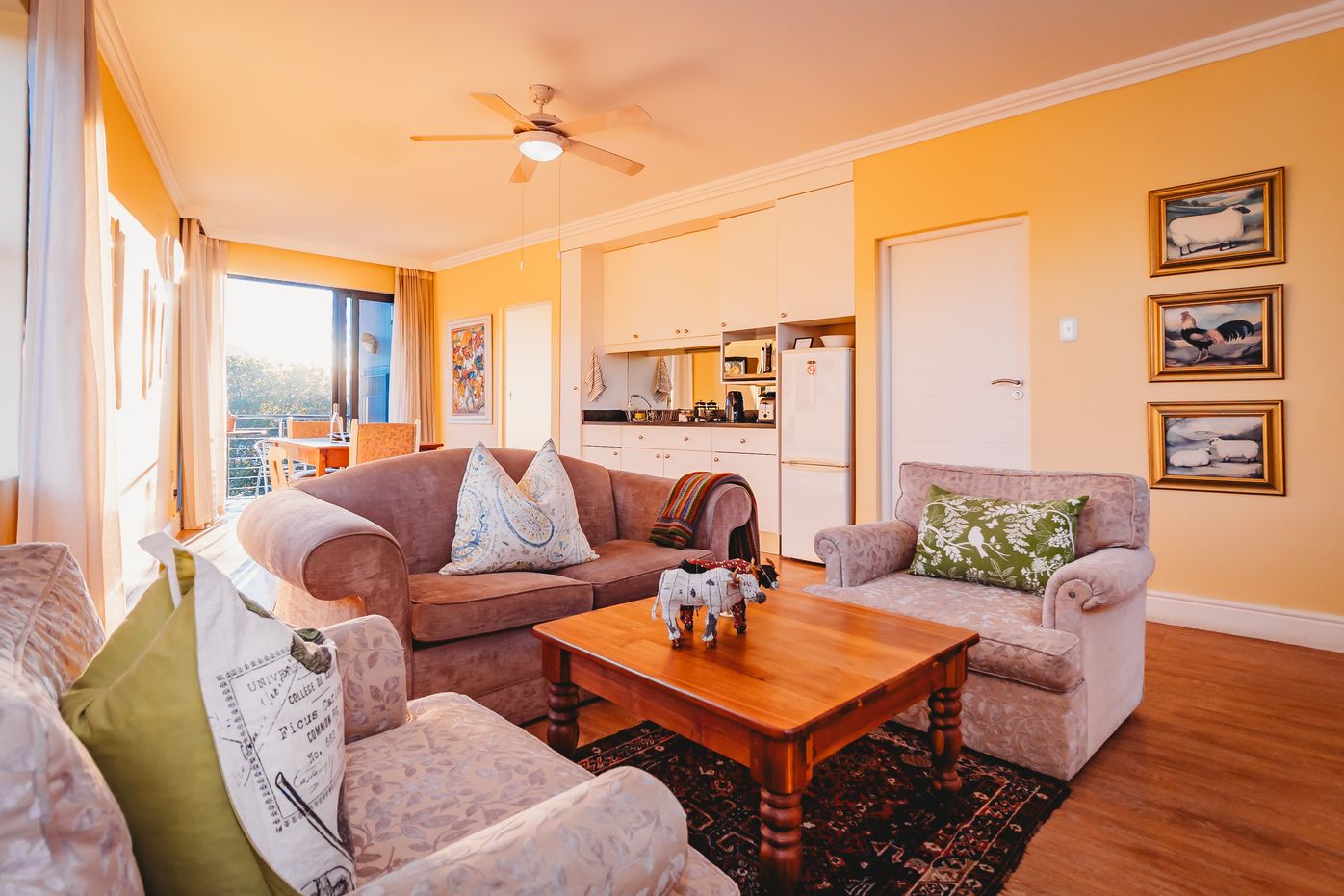 17onWellington Suites photograph 3