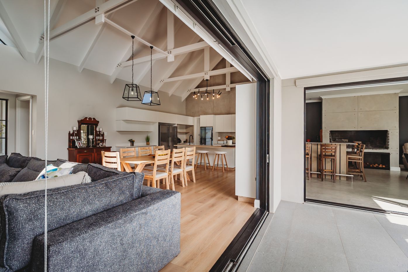 More photos of Moorlands Manor