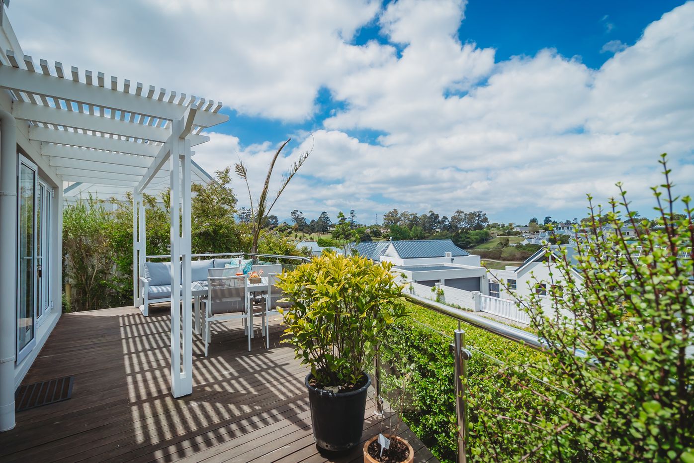 More photos of Palms Manor
