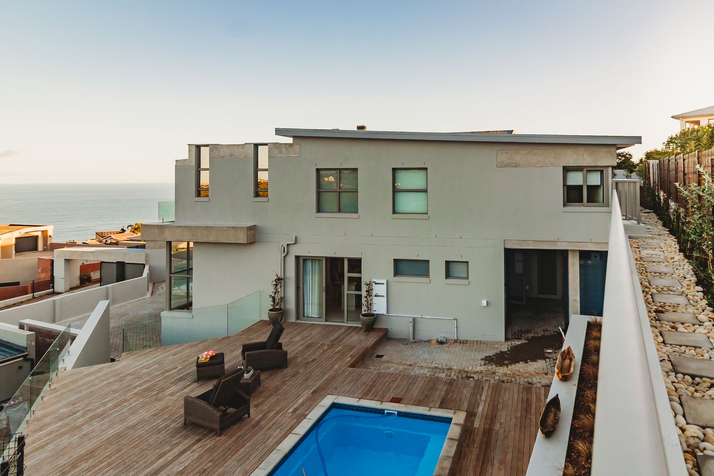 Dolfyn Villas photograph 2