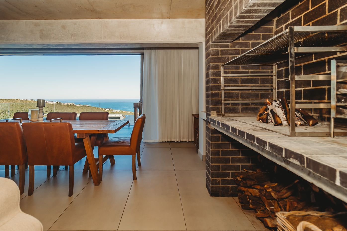 More photos of Dolfyn Villas
