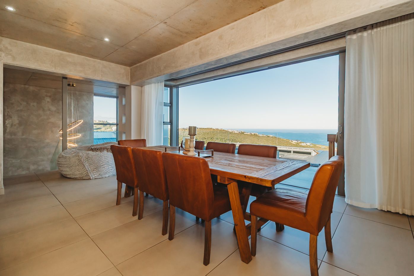 More photos of Dolfyn Villas