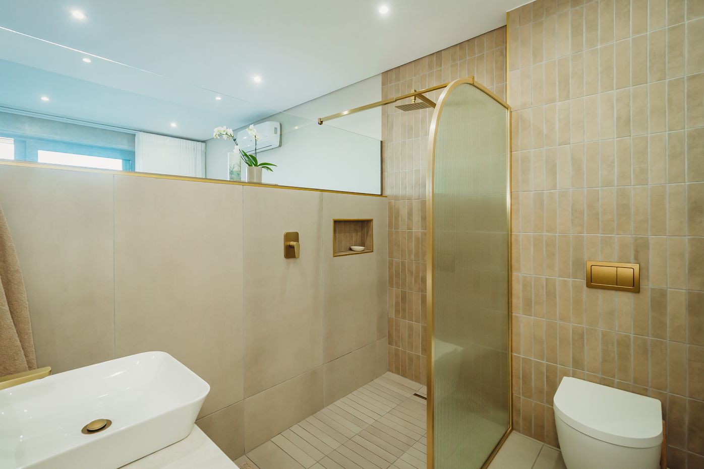 More photos of Dolfyn Villas