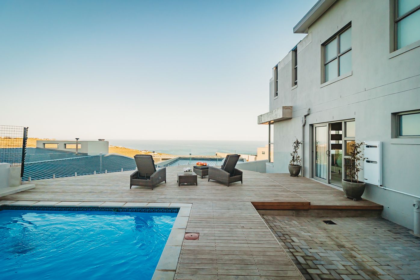 More photos of Dolfyn Villas
