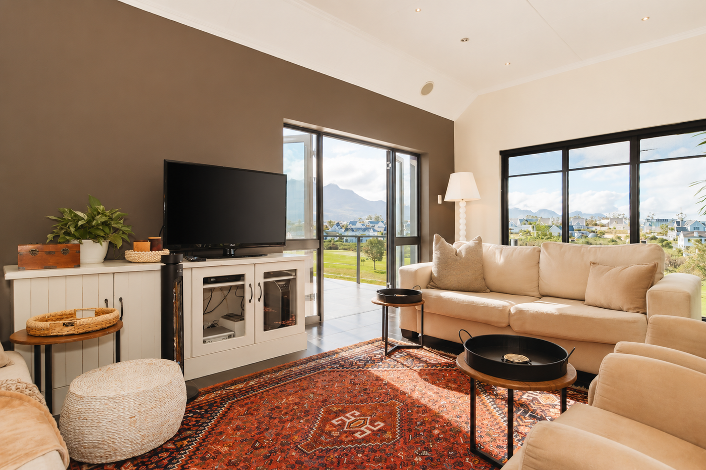 More photos of Fairway Retreat