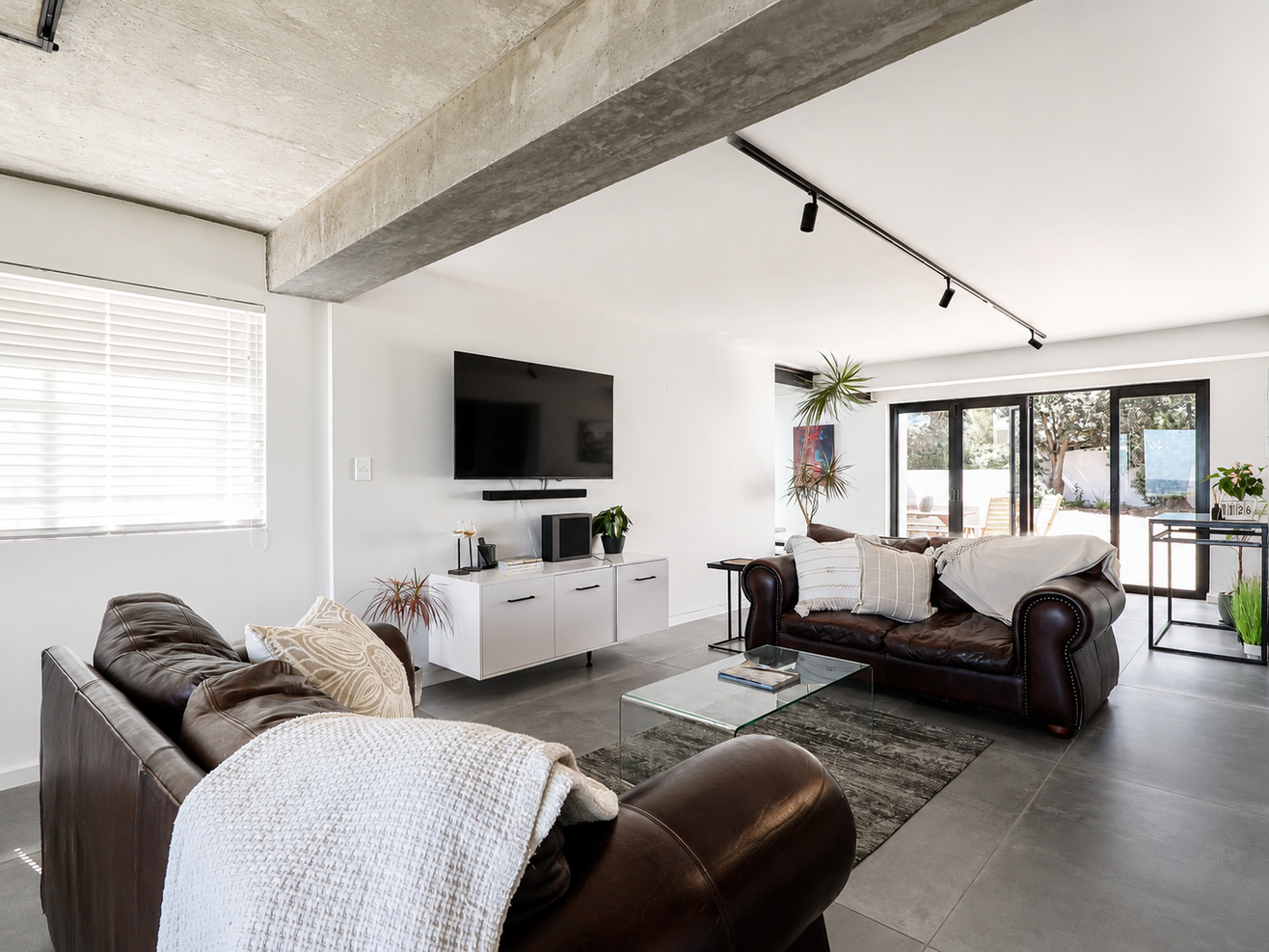 More photos of iMoyo Ocean Villa