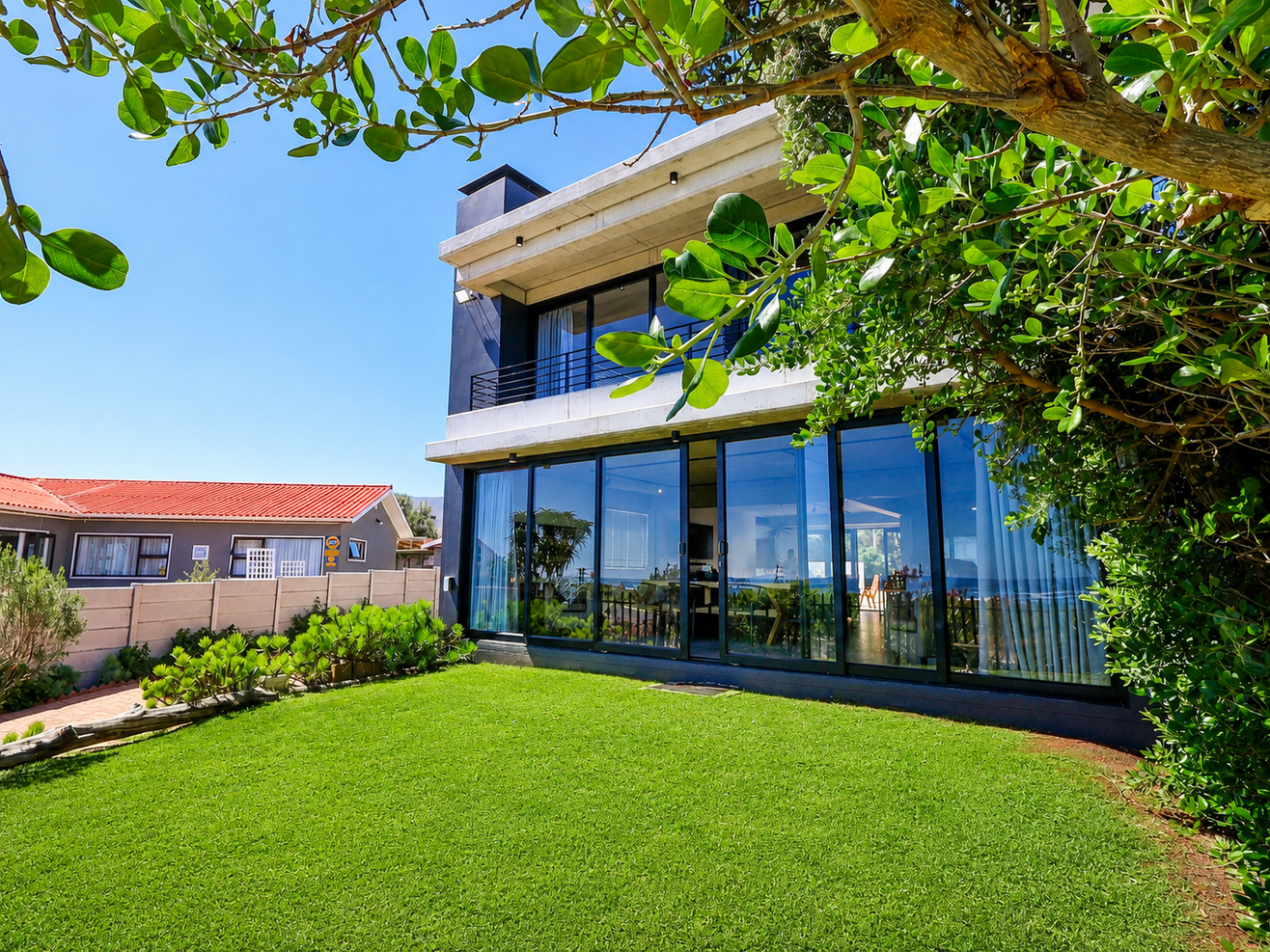 More photos of iMoyo Ocean Villa