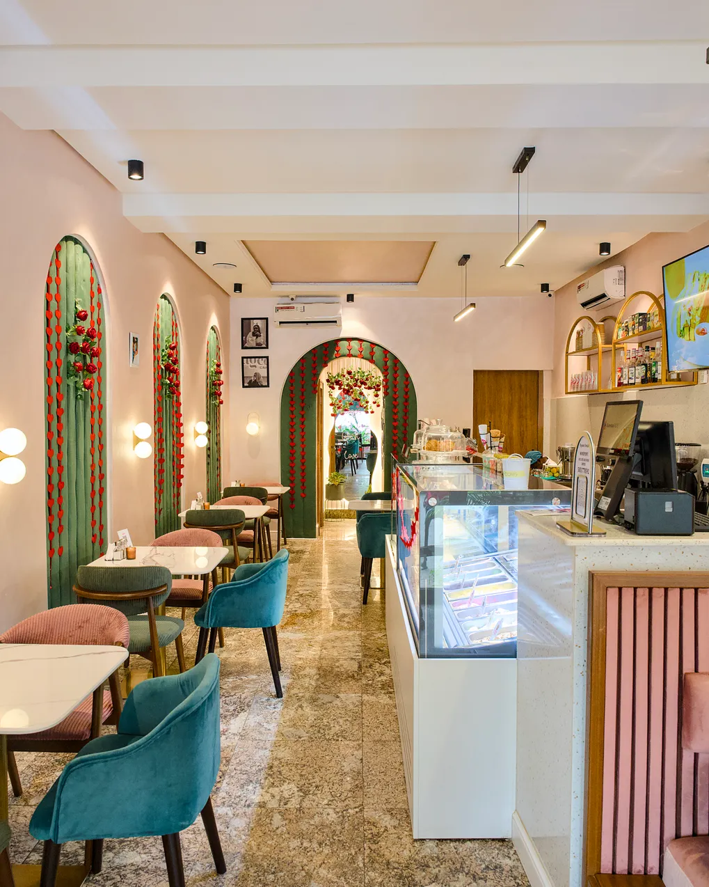 Ayce Café